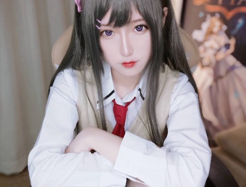 西祠胡同退役军官:从角色设定到玩家共鸣,这款游戏是如何打破常规的?